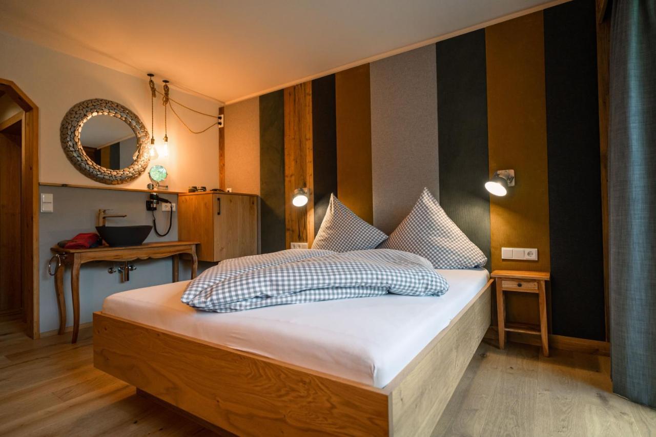 Hotel Landhaus Tirolerherz Sankt Ulrich am Pillersee Kültér fotó
