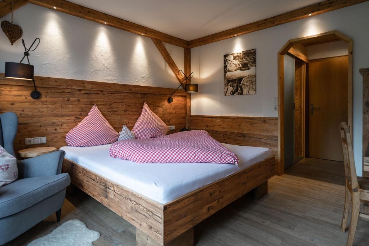 Hotel Landhaus Tirolerherz Sankt Ulrich am Pillersee Kültér fotó