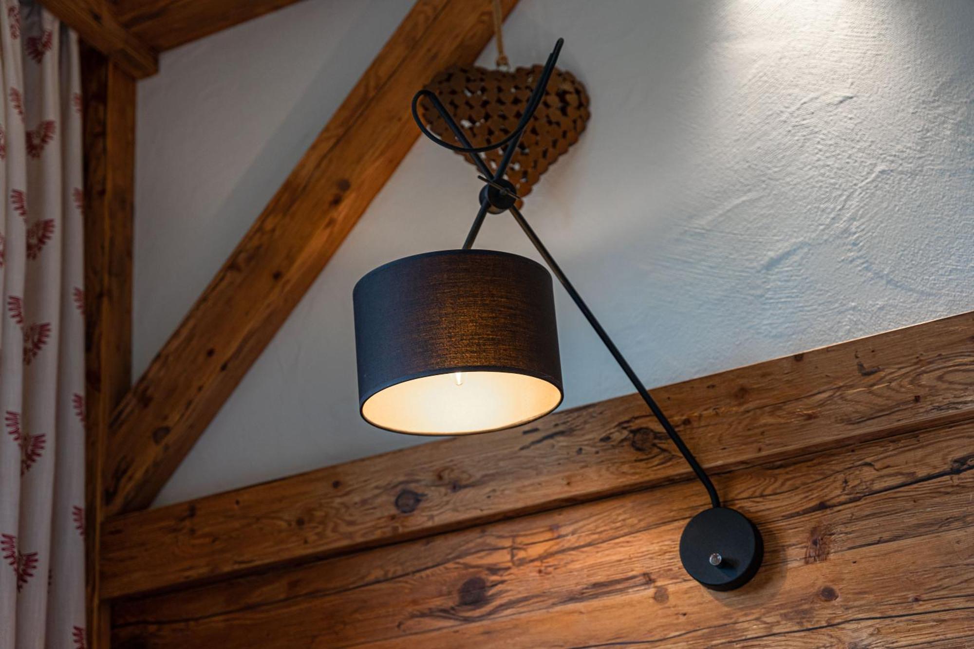 Hotel Landhaus Tirolerherz Sankt Ulrich am Pillersee Szoba fotó